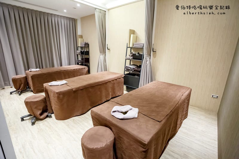 羅東夜市按摩．武淵堂養身工廠（全台灣最時髦的推拿店並提供兒童遊樂區）
