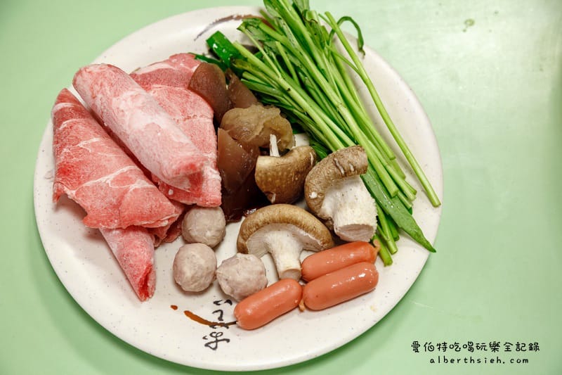 東佳老林羊肉爐(正老林)．中壢吃到飽（450元羊排豬肉飲料隨你吃喝）