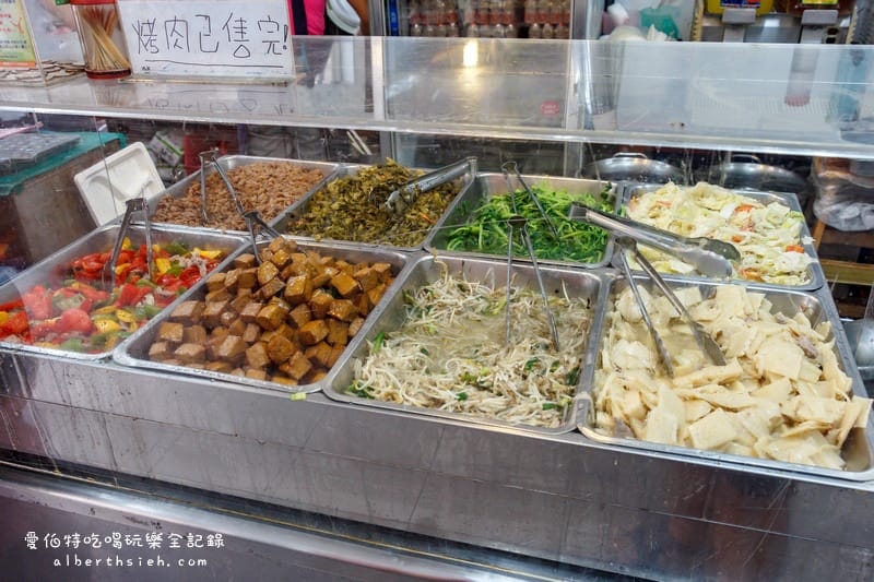 綸記正宗燒腊快餐．桃園龜山美食（當地知名排隊燒臘便當）