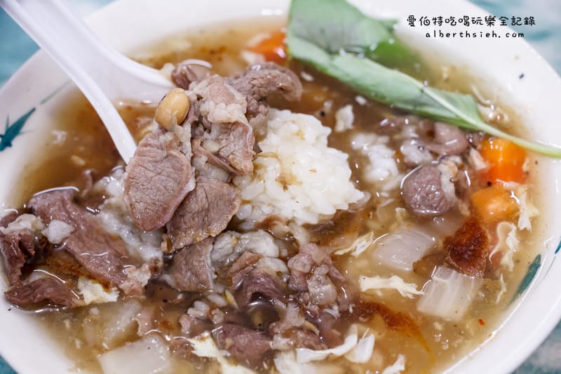 滋味嘉羊肉麵．鶯歌美食（羊肉Q彈軟嫩有彈性的好吃）