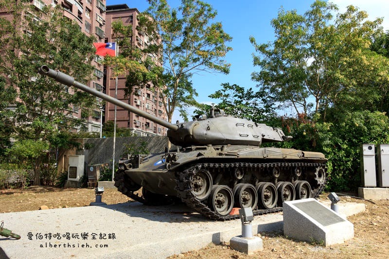 第一河濱公園&星月橋.桃園龜山景點(陸海空三軍除役武器展示的軍史公園) - 第12張圖 第一河濱公園&星月橋.桃園龜山景點(陸海空三軍除役武器展示的軍史公園)