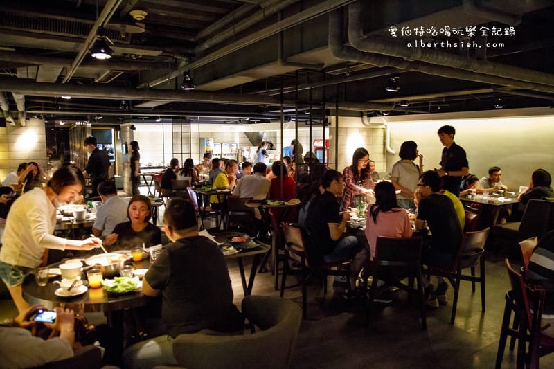 台北吃到飽．ATT-辛殿麻辣鍋（熱情四射的PUB風格火鍋店）