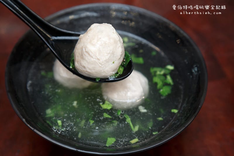 海瑞摃丸．新竹美食（好吃又好玩的乒乓球貢丸體驗DIY）