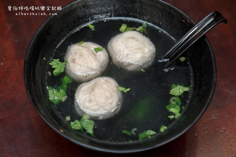 海瑞摃丸．新竹美食（好吃又好玩的乒乓球貢丸體驗DIY）