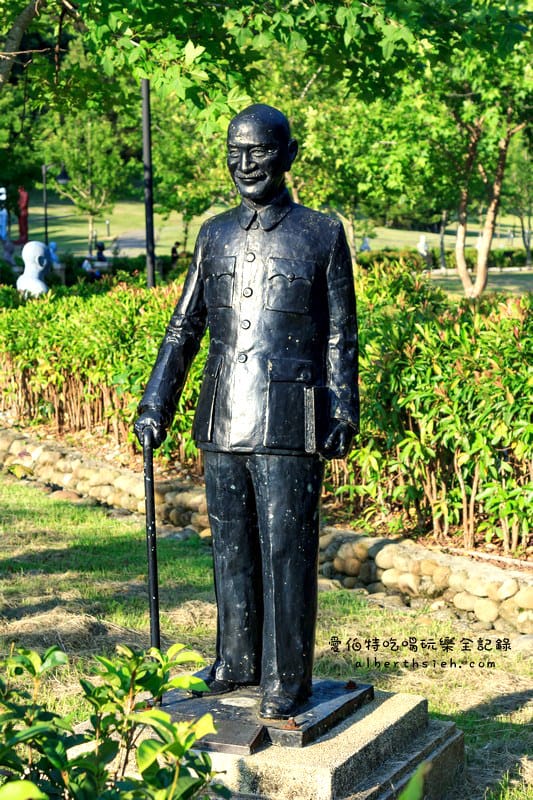 桃園大溪．兩蔣文化園區（湖光山色的慈湖紀念雕塑公園&遊客中心）