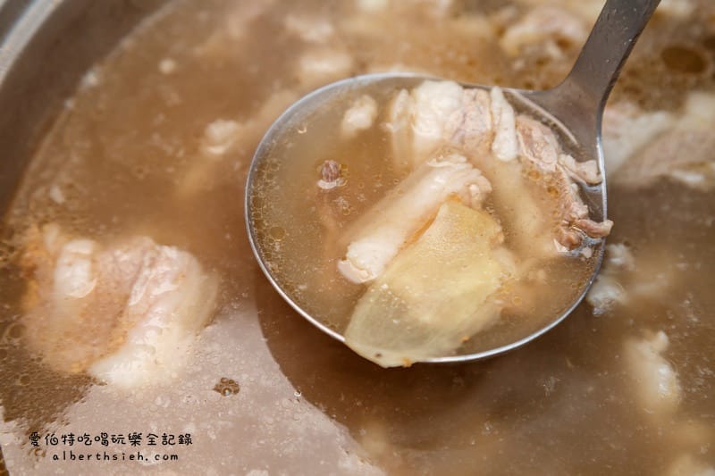 桃園羊肉爐．阿忠羊肉店（後火車站新鮮現宰全羊大餐）