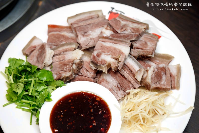 桃園羊肉爐．阿忠羊肉店（後火車站新鮮現宰全羊大餐）