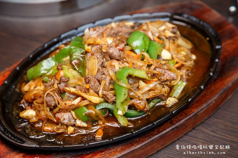 桃園羊肉爐．阿忠羊肉店（後火車站新鮮現宰全羊大餐）