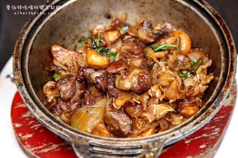 桃園羊肉爐．阿忠羊肉店（後火車站新鮮現宰全羊大餐）