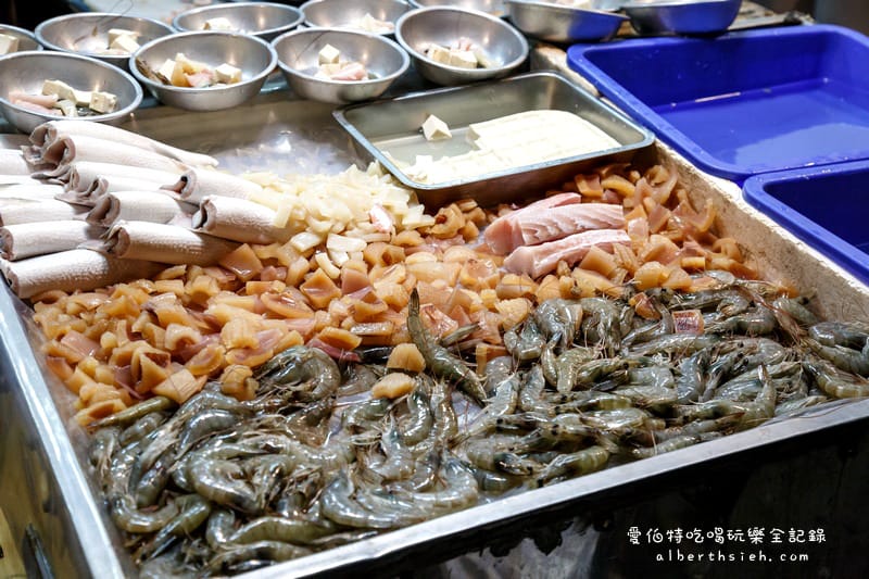 鴻海產粥.桃園龜山美食(在地人推薦的隱藏限量海鮮粥) - 第4張圖 鴻海產粥.桃園龜山美食(在地人推薦的隱藏限量海鮮粥)