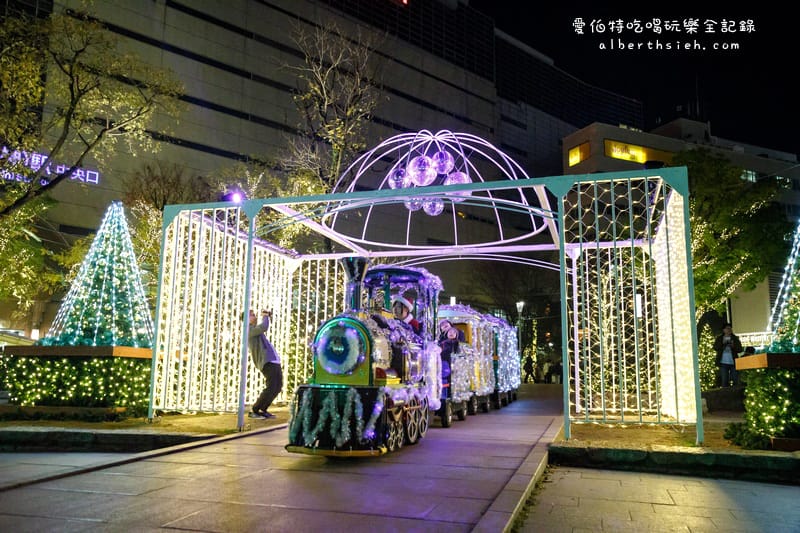 九州聖誕．警固公園（西鐵天神駅前的聖誕燈飾以及溜冰場和小火車）