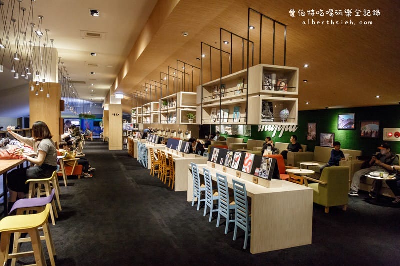 威秀影城Mappa廳．林口三井Outlet（什麼？！看電影還有提供自助吧跟USB充電）
