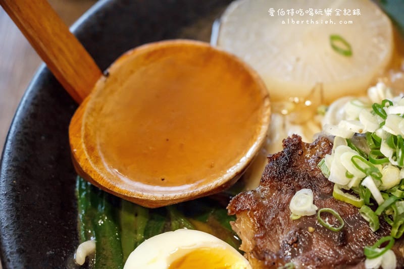 初手作牛肉拉麵．桃園區美食（份量十足，先滷後煎的厚切牛超特別）