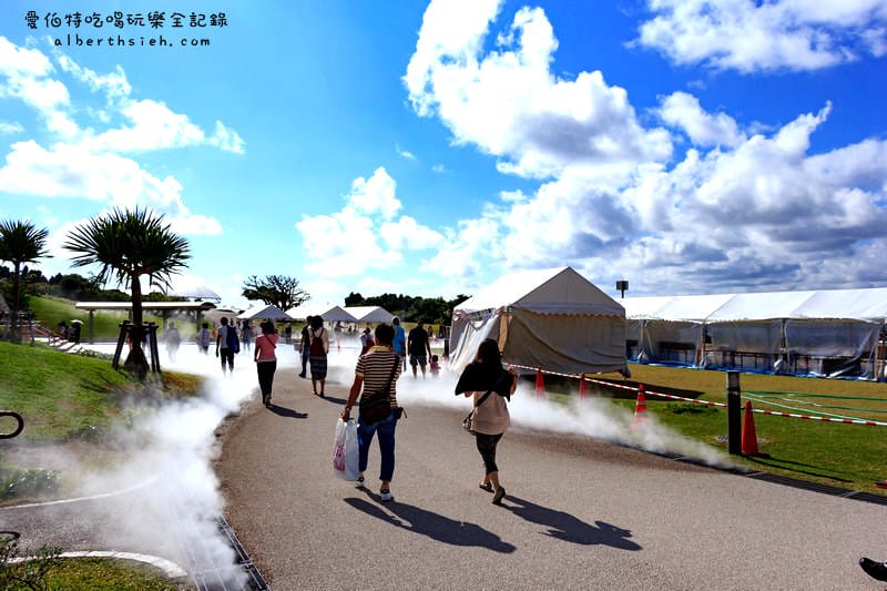 沖縄美麗海水族館（令人驚艷的世界最大規模水族館）