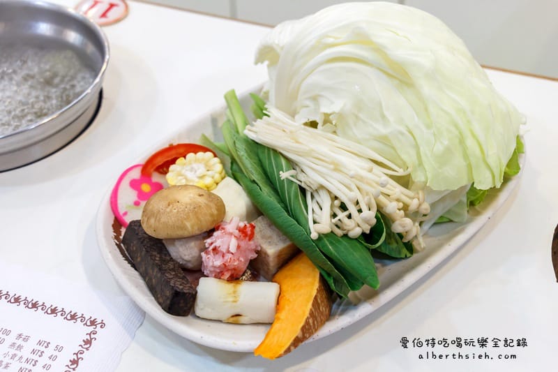 豆豆龍迷你火鍋．桃園宵夜（營業時間從傍晚到凌晨的溫暖小火鍋）