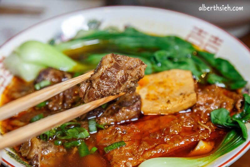 時寓．台北牛肉麵（超低調隱身於2樓老公寓的小酒館）