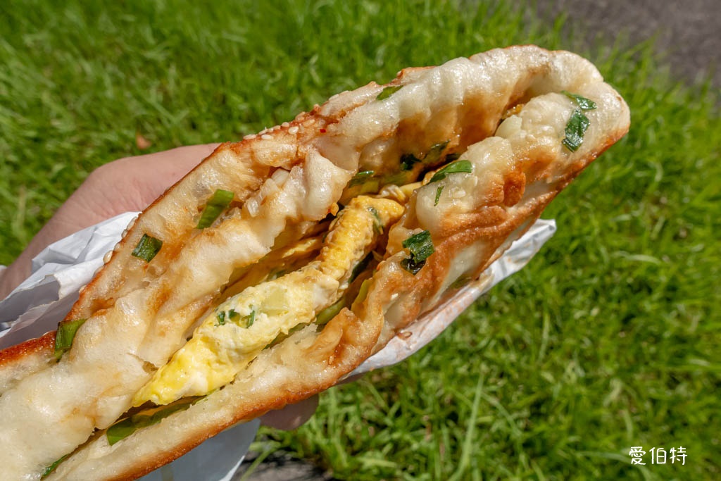 桃園早餐推薦｜小豆子早點，大陸餅水煎包鍋貼都好吃 @愛伯特