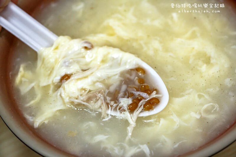 金安徽麵館．桃園北方小吃（偏甜的牛肉砂鍋飽足感十足）