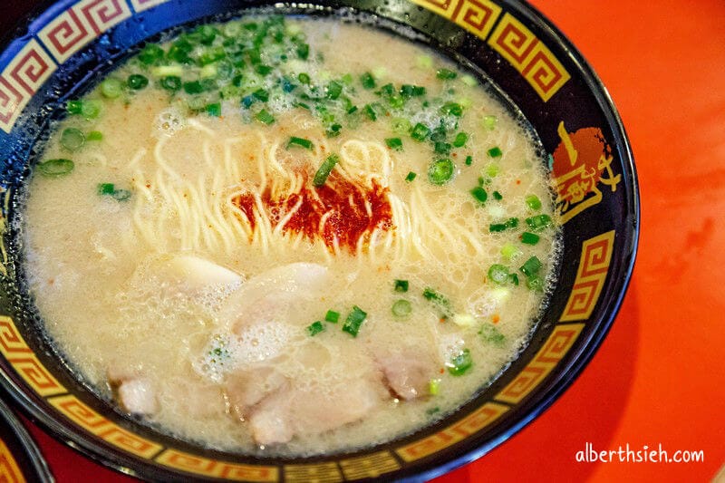 一蘭拉麵總本店．九州福岡必吃（特別的屋台風格用餐區，10倍辣真的有辣）