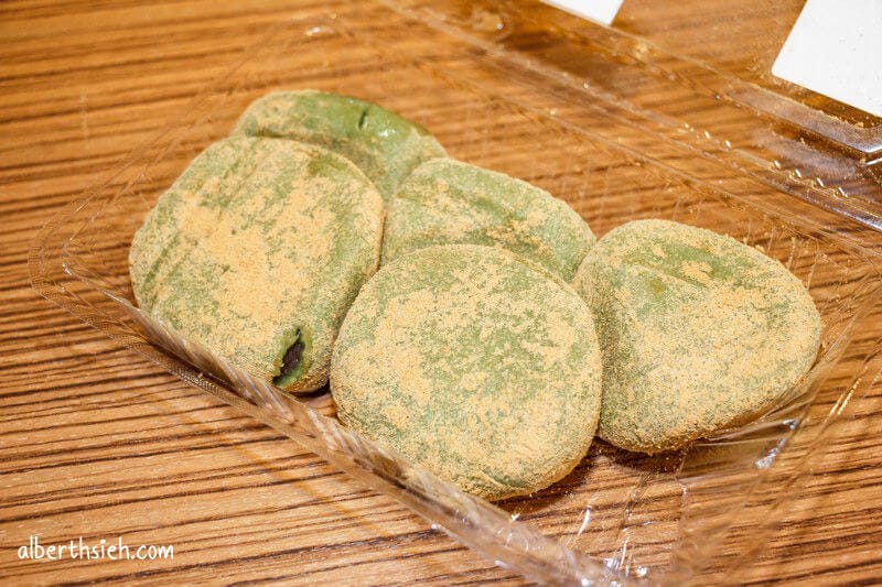 奈良必吃美食小吃餐廳懶人包（大佛布丁、中谷堂麻糬以及柿葉壽司）