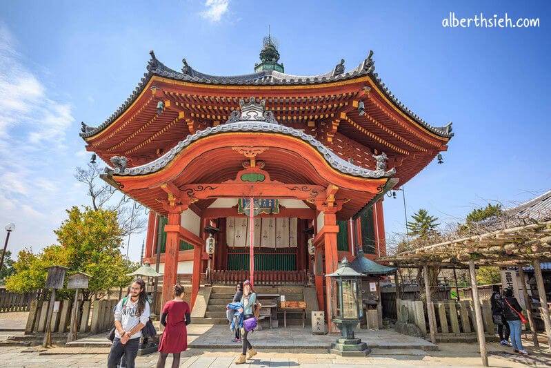 興福寺、漢國神社、猿澤池．奈良景點（國寶五重塔為僅次於京都東寺的第二高古塔）