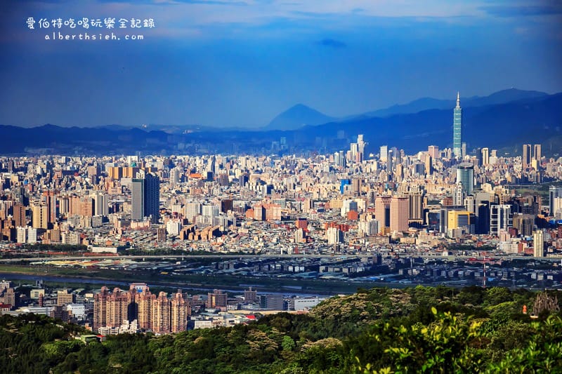 福源山步道百年大榕樹．龜山樹林景點（居高臨下眺望三鶯樹林台北盆地）