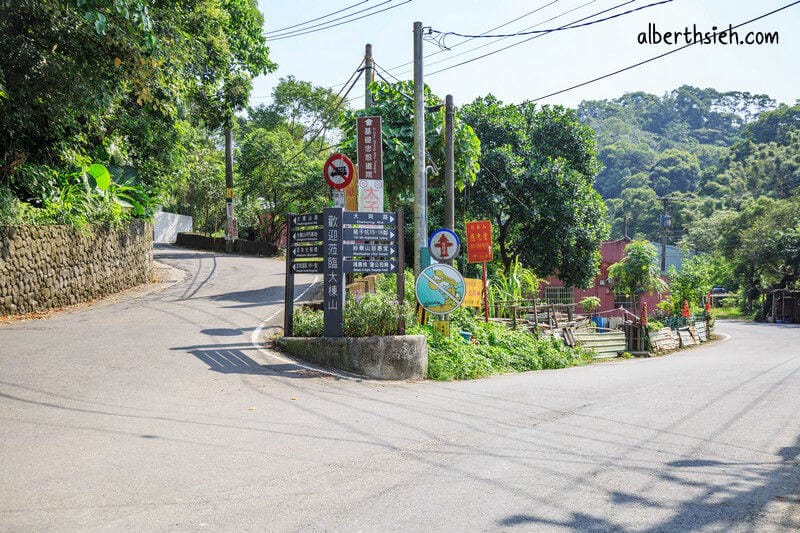 福源山步道百年大榕樹．龜山樹林景點（居高臨下眺望三鶯樹林台北盆地）