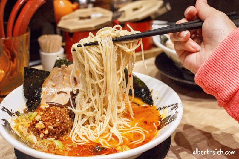 麺屋豚神．名古屋美食（口味多可客製化的好吃豚骨拉麵）