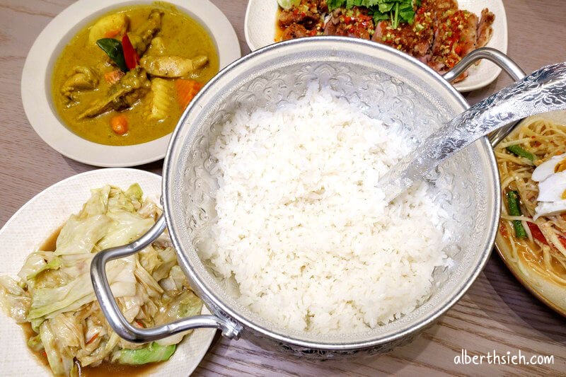 饗泰多泰式料理．桃園八德廣豐美食（厚實Q彈2公分厚的月亮蝦餅超推薦）