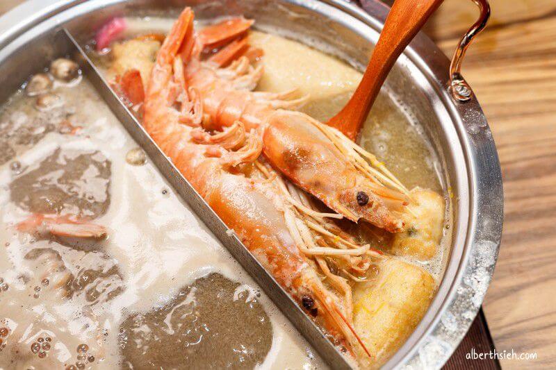 捌圓堂龍蝦鍋物.桃園ATT筷食尚美食(台北連鎖方圓副牌份量大的海鮮火鍋) - 第23張圖 捌圓堂龍蝦鍋物.桃園ATT筷食尚美食(台北連鎖方圓副牌份量大的海鮮火鍋)