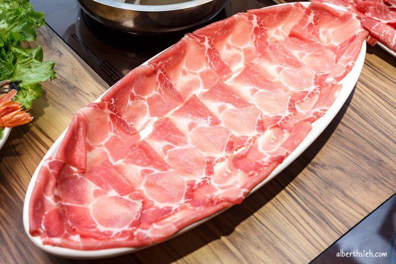 捌圓堂龍蝦鍋物.桃園ATT筷食尚美食(台北連鎖方圓副牌份量大的海鮮火鍋) - 第11張圖 捌圓堂龍蝦鍋物.桃園ATT筷食尚美食(台北連鎖方圓副牌份量大的海鮮火鍋)