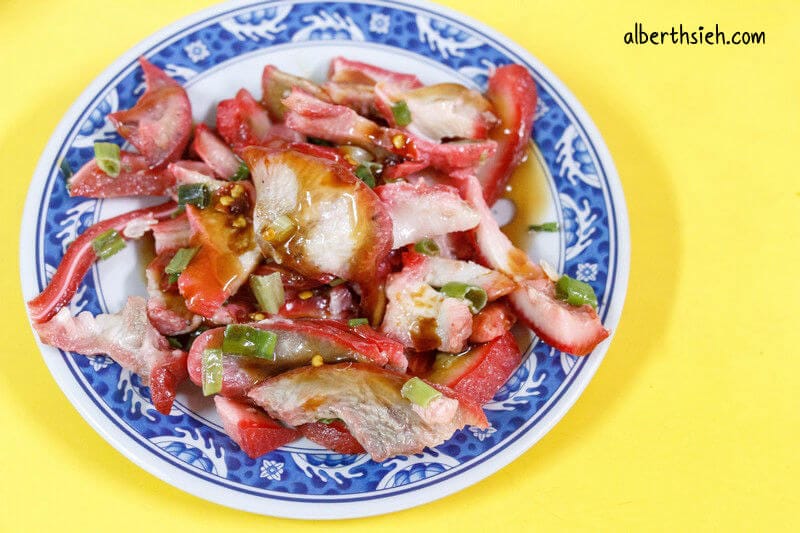 盧記涼麵．鶯歌美食（醬汁濃稠黑胡椒味道超重）