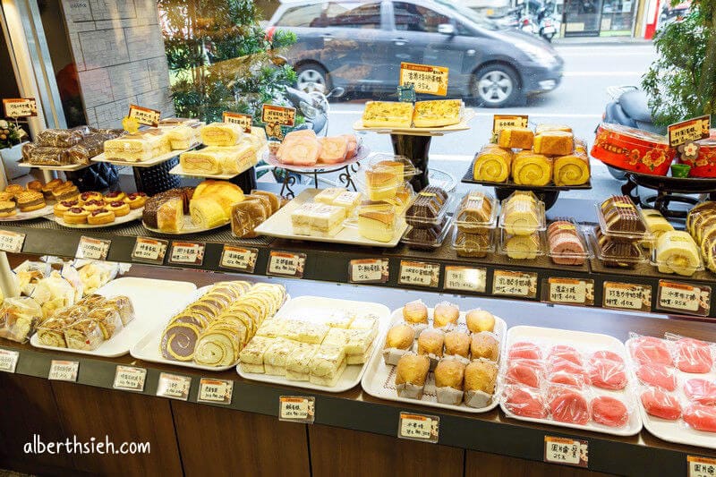 立喜精緻烘焙．后里美食（飄散在甲后路上的麵包香氣）