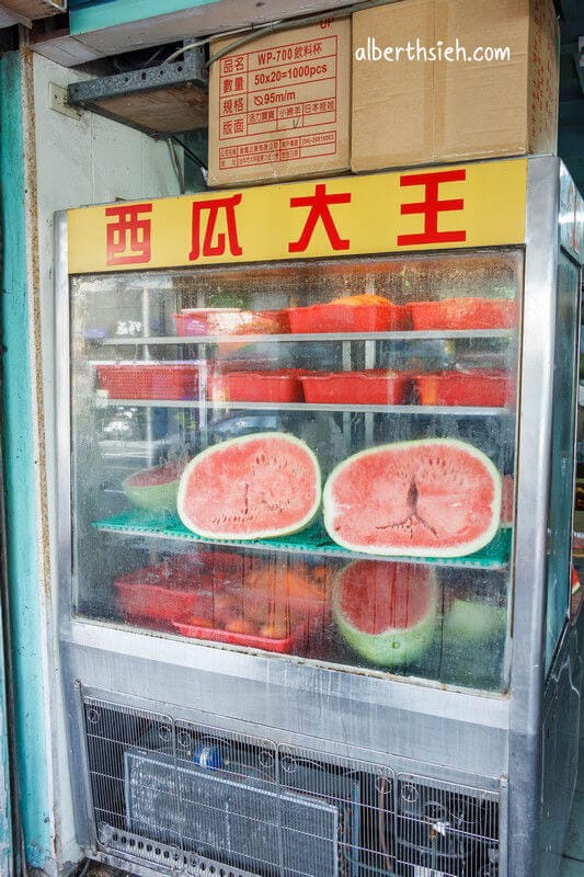 鋼管紅茶、周家蒸餃、西瓜大王．花蓮美食（中山路週邊小吃美食巡禮）