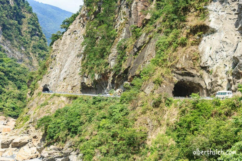 太魯閣國家公園&中橫公路(台8線)．花蓮景點（鬼斧神工的大理岩峽谷景觀）