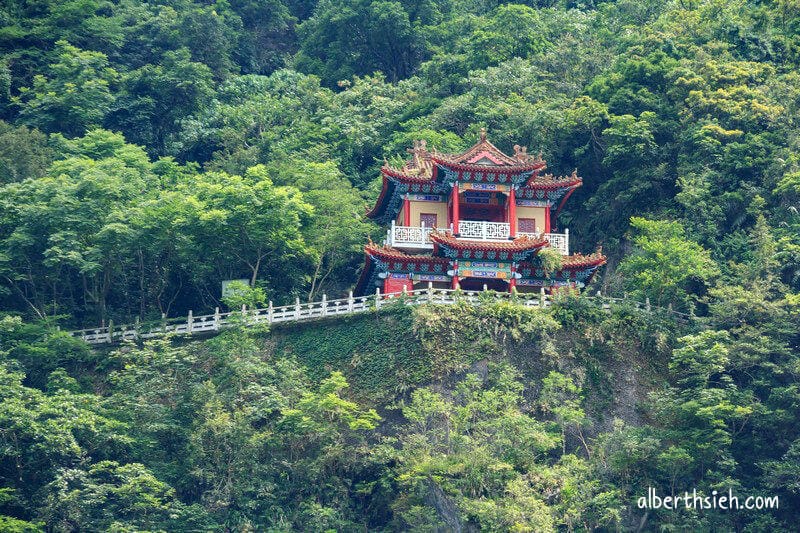 太魯閣國家公園&中橫公路(台8線)．花蓮景點（鬼斧神工的大理岩峽谷景觀）