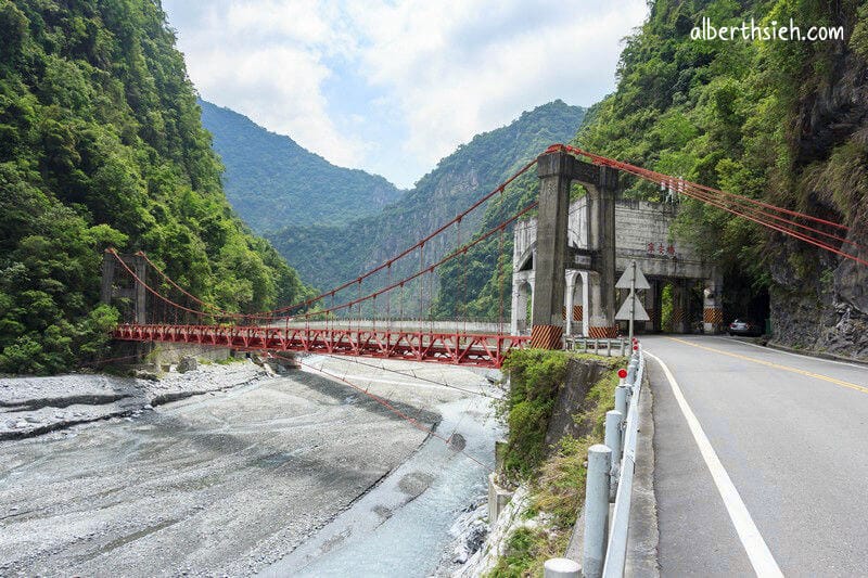 太魯閣國家公園&中橫公路(台8線)．花蓮景點（鬼斧神工的大理岩峽谷景觀）