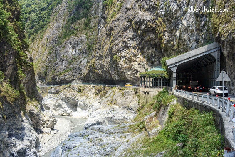 太魯閣國家公園&中橫公路(台8線)．花蓮景點（鬼斧神工的大理岩峽谷景觀）