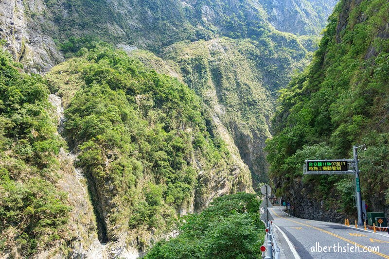 太魯閣國家公園&中橫公路(台8線)．花蓮景點（鬼斧神工的大理岩峽谷景觀）