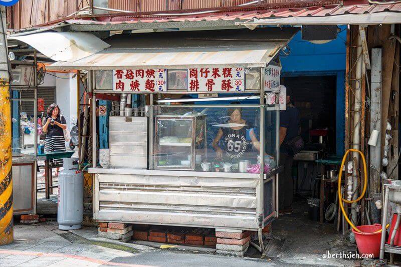 嘉義在地人帶路吃美食（三代西市米糕、西市老店筒仔米糕、阿坤師土魠魚羹、蓬萊漢堡、御香屋、新台灣餅舖、咱台灣人的冰、檜意森活村：森咖啡）