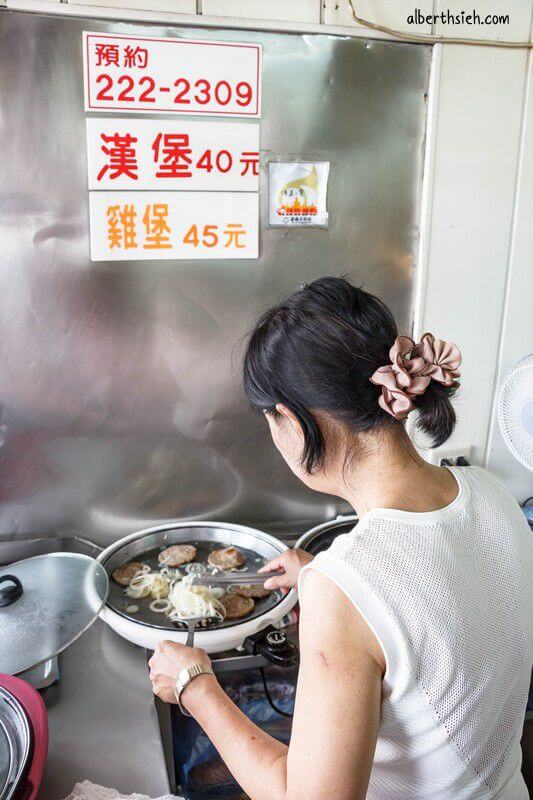 嘉義在地人帶路吃美食（三代西市米糕、西市老店筒仔米糕、阿坤師土魠魚羹、蓬萊漢堡、御香屋、新台灣餅舖、咱台灣人的冰、檜意森活村：森咖啡）