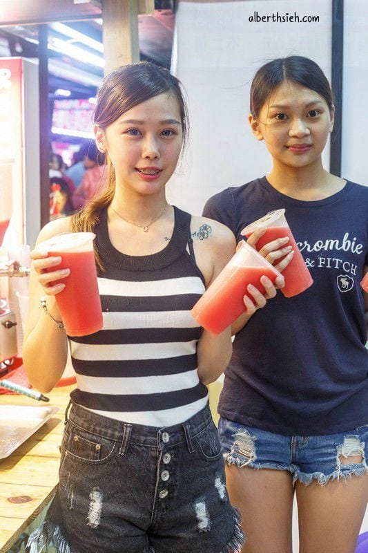 樹林興仁花園夜市（配置遮雨棚電風扇吃喝玩樂共400攤等你來）