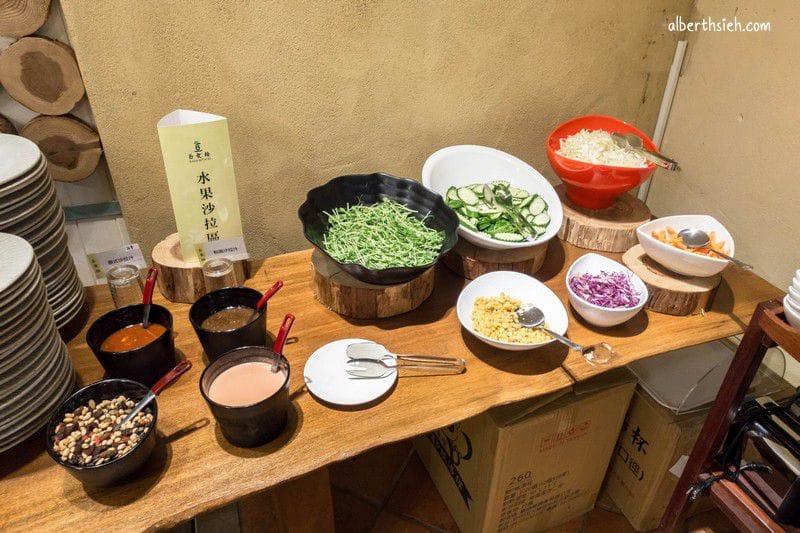 百食繪：歡樂夢想國．桃園大溪美食（素食吃到飽但食材不打折）