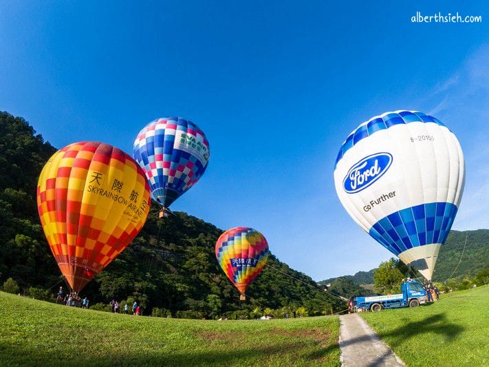2017桃園熱氣球嘉年華．石門水庫（實景拍攝壯觀畫面）