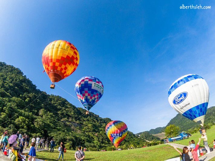 2017桃園熱氣球嘉年華．石門水庫（實景拍攝壯觀畫面）