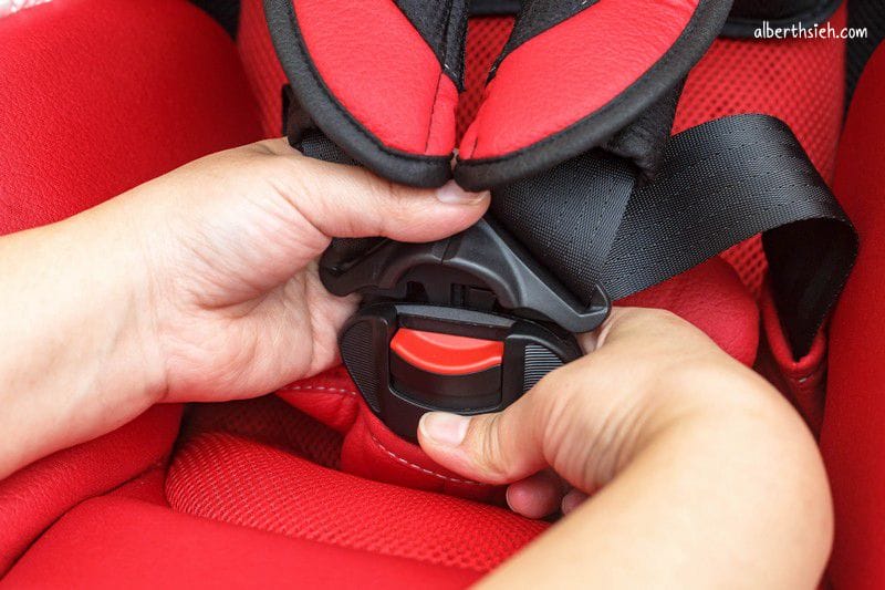 Neroom isofix．Combi（360度旋轉嬰兒安全汽座）