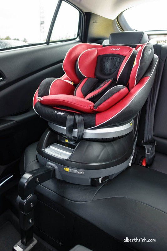 Neroom isofix．Combi（360度旋轉嬰兒安全汽座）