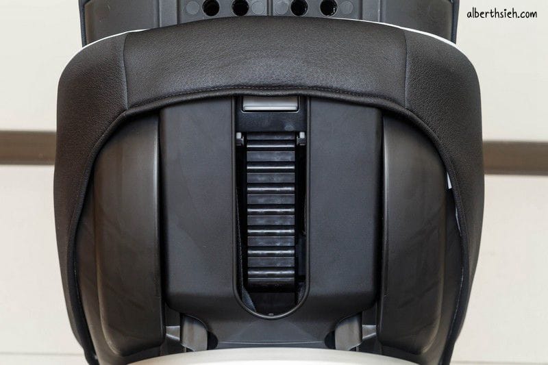 Neroom isofix．Combi（360度旋轉嬰兒安全汽座）