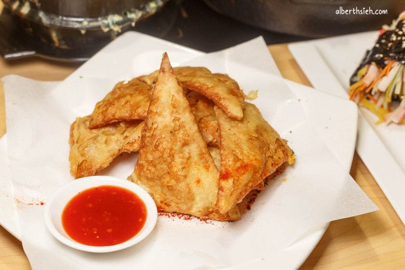 Tigerroar韓虎嘯．捷運市政府美食（道地的韓味年糕鍋）