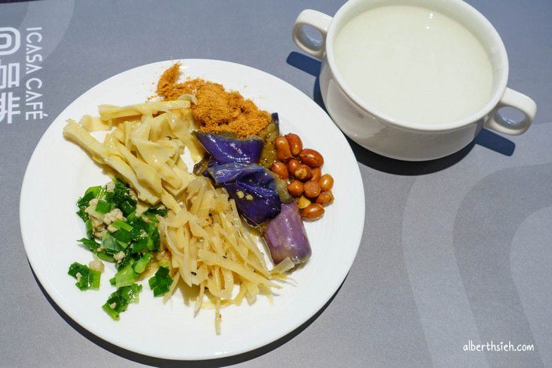 天成文旅-回行旅．台中親子飯店（逢甲夜市就在附近樓頂還有免費Lounge Bar）